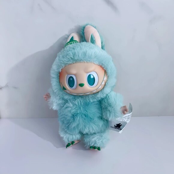 Big into Energy Labubu V3 serenity - Picture 3 of 5